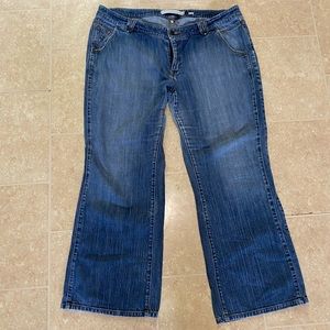 Old Navy Women’s Plus Size Jeans Low Waist Relaxed Wide leg 30.5” inseam